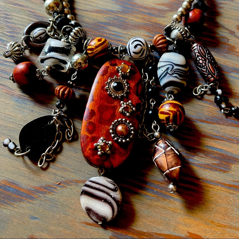 Necklace unique